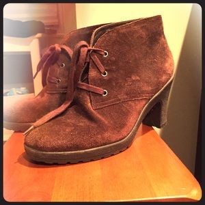 Brown suede booties!  Great for fall! 🍁🍂