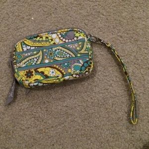 Vera Bradley tech case in lemon parfait