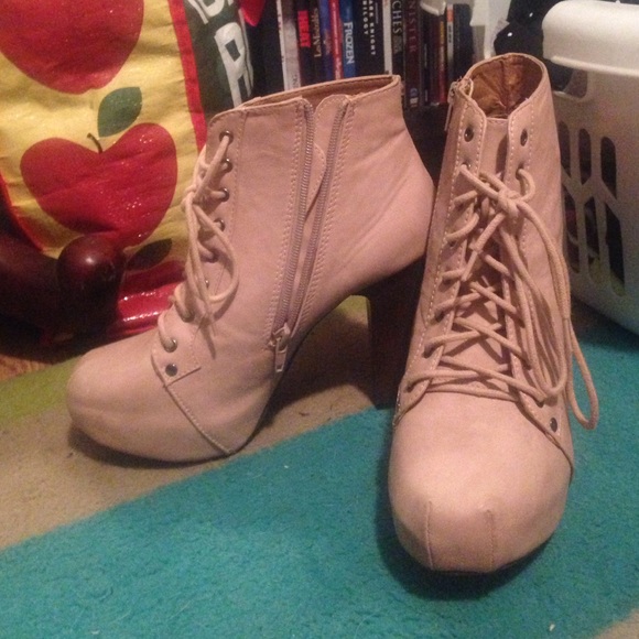 Qupid boot heels great for fall - Picture 3 of 4