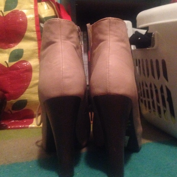 Qupid boot heels great for fall - Picture 4 of 4