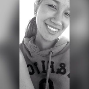 Meet your Posher, Jazmin