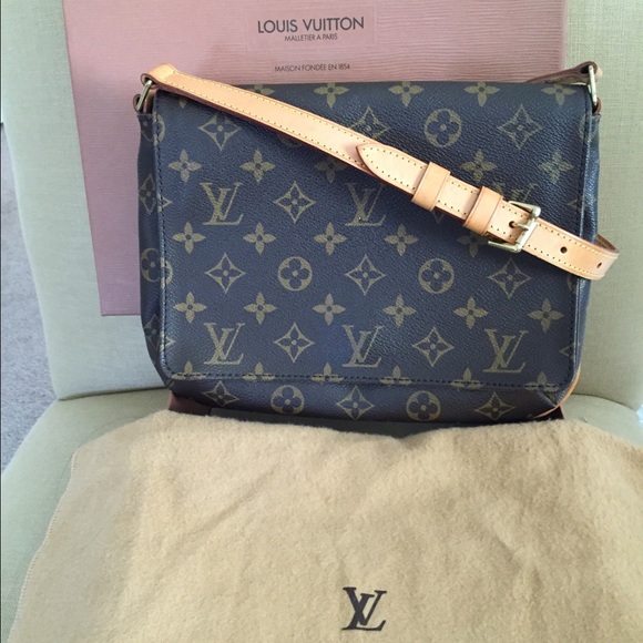 🤗SOLD🤗Authentic Louis Vuitton