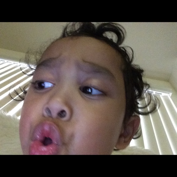 Meet your Posher, Eli