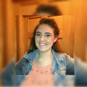 Meet your Posher, Ashleigh