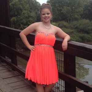 Meet your Posher, Alexia