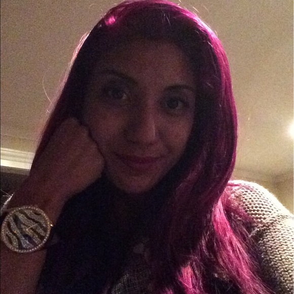 Meet your Posher, Cat