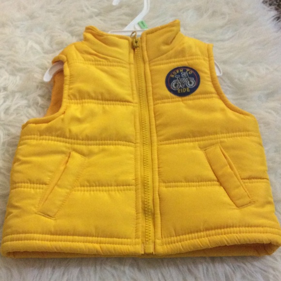 12M vest