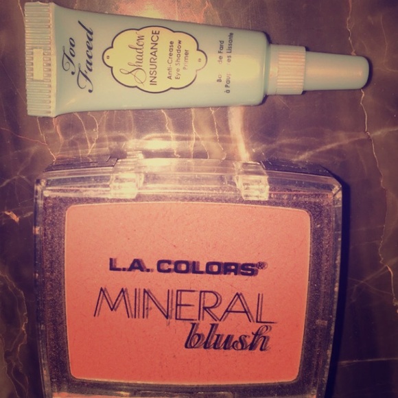 TWO FACED EYE PRIMER, $PLUS$ FREE BLUSH