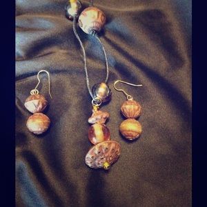 Metal necklace and earring set