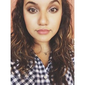 Meet your Posher, Tania