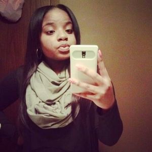 Meet your Posher, Kimona
