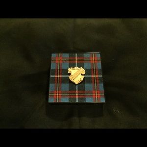 MAC: Tartan Tale 6 eye shadows