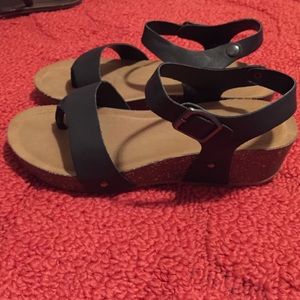 Bamboo size 7.5 sandals