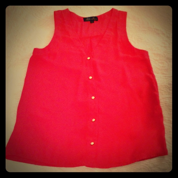 Coral sleeveless blouse!