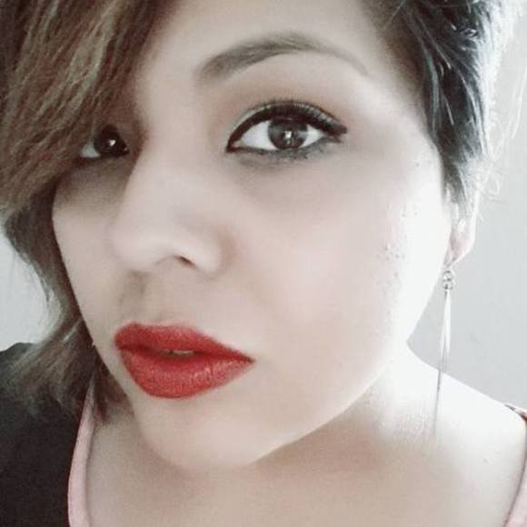 Meet your Posher, Beth