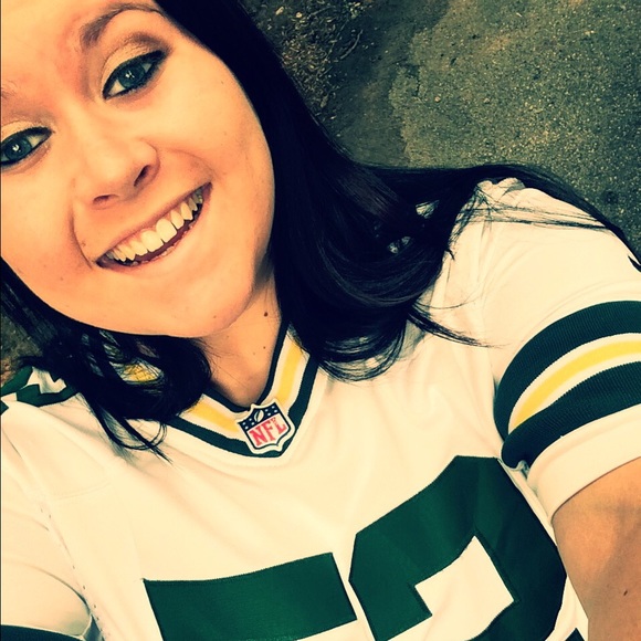 Meet your Posher, Ayriel