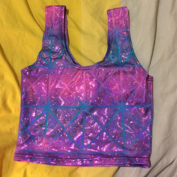 Little black diamond hologram top - Picture 1 of 1