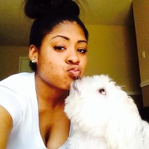 Meet your Posher, Stacie