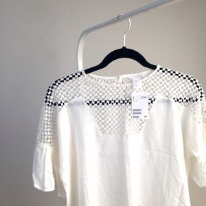 H&M Tops - Brand new* Blouse with trumpet sleeves H&M Tops - Brand new* Blouse with trumpet sleeves
