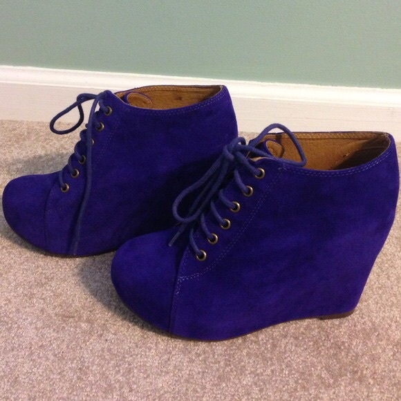 ISO!! Jeffery Campbell 99 tie wedge 8.5 or 9