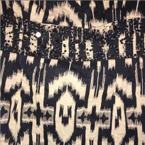 Halter top - Picture 3 of 3