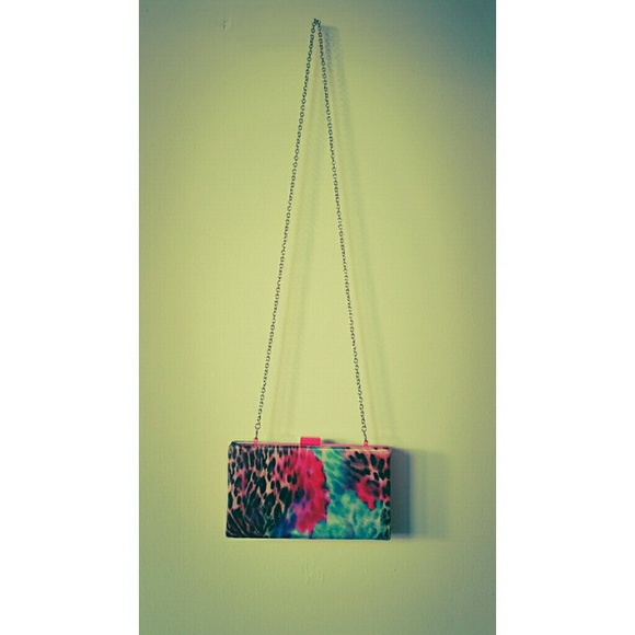 Fiery Leopard Clutch