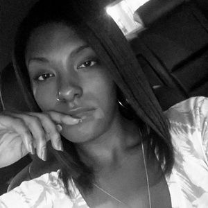 Meet your Posher, Latoya