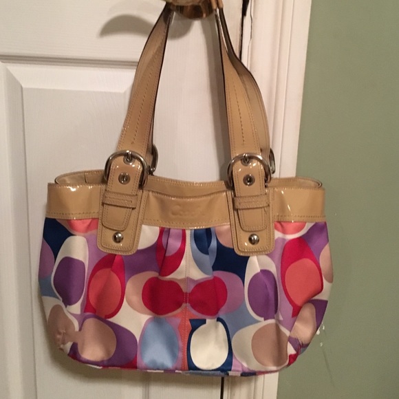 🔴SOLD🔴Multicolor Coach Logo bag - Picture 1 of 4