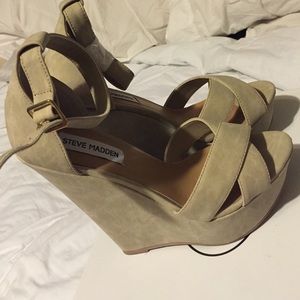 Steve Madden wedges