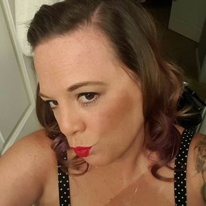 Meet your Posher, Carissa