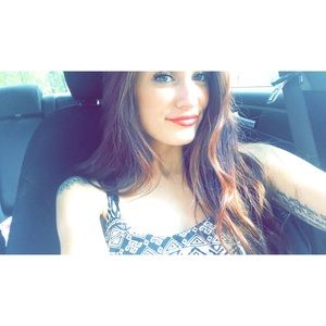 Meet your Posher, Rainna