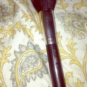 Mac 136 Brush