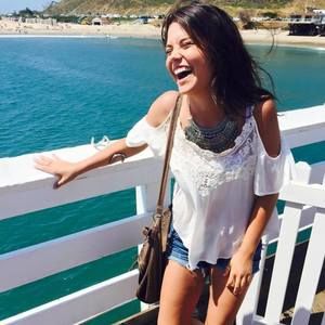 Meet your Posher, Taylor