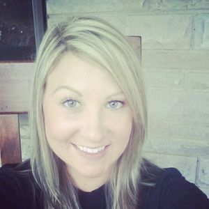 Meet your Posher, Deanna