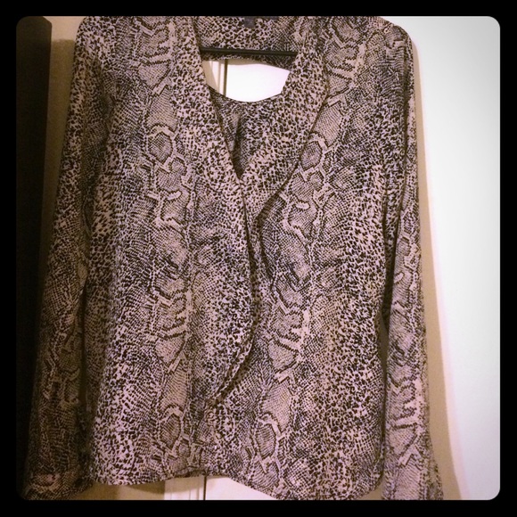 Guess Blouse