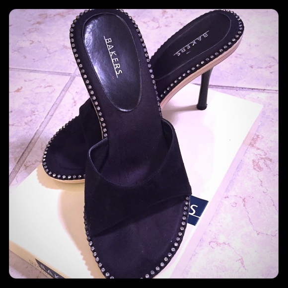 Open toe sandals