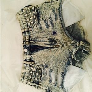 Acid wash studded shorts