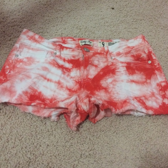 Tye die shorts