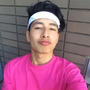 Meet your Posher, Emerson