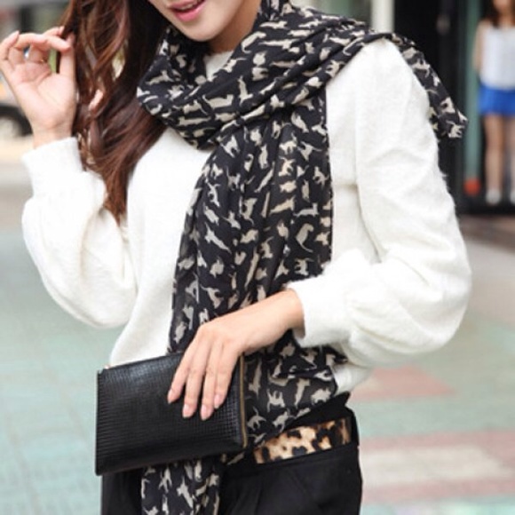 Accessories - NEW Sweet Cat Print Scarf