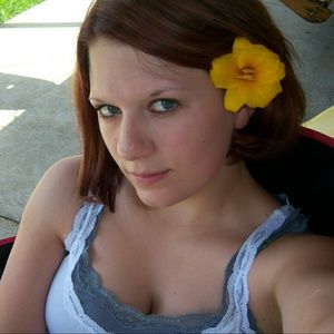 Meet your Posher, Dara