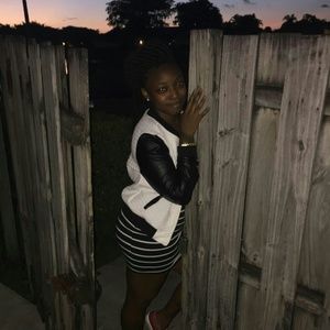 Meet your Posher, Talisha