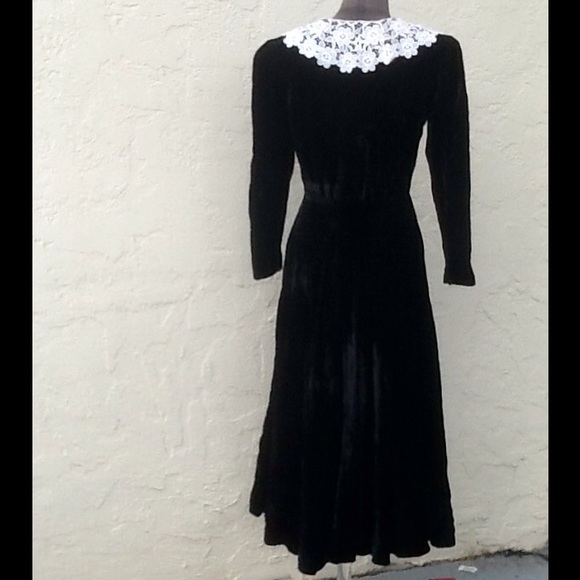 Vintage DONNA MORGAN for NONSTOP velvet maxi gown - Picture 4 of 4