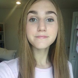 Meet your Posher, Whitney