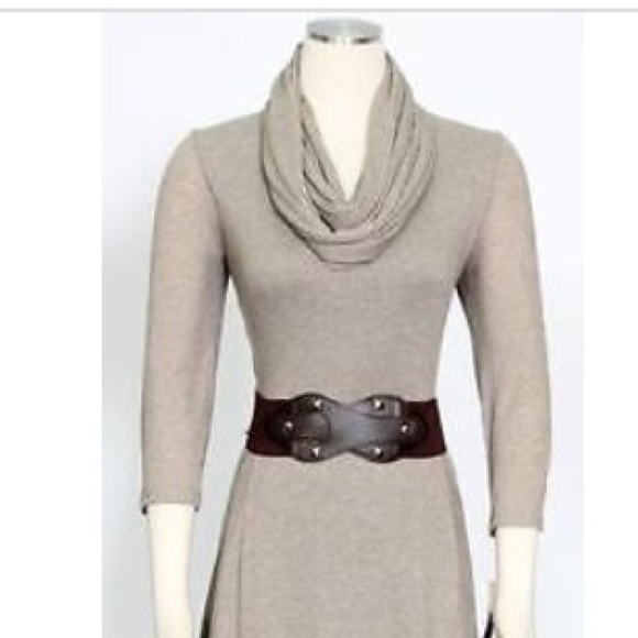 👗NWT Signature Robbie Bee Shift Sweater Dress👗