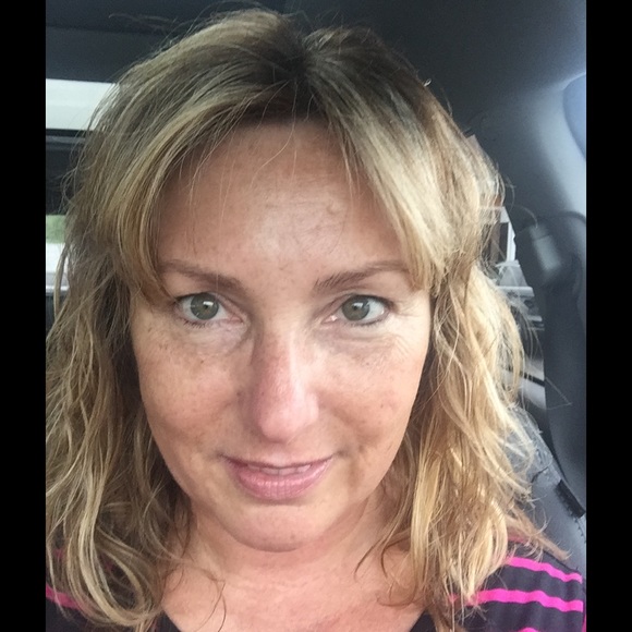 Meet your Posher, Kimberly