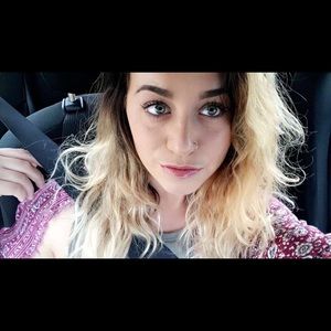 Meet your Posher, Brianna