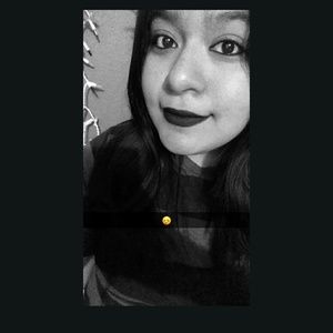 Meet your Posher, Isabel