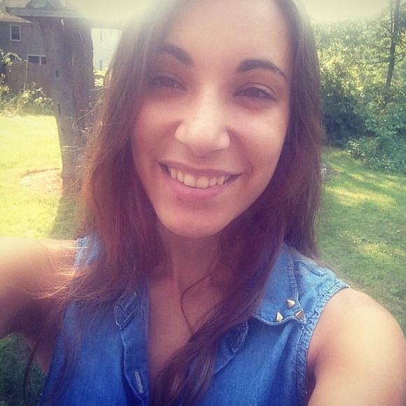 Meet your Posher, Jasmine - Picture 1 of 1