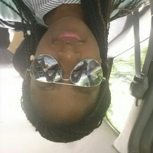 Meet your Posher, Ricquel